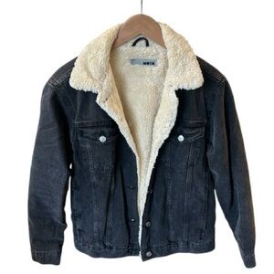 Topshop Moto Black Washed Denim Trucker Jacket Women’s Size 8 with Sherpa Lining
